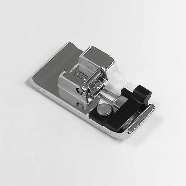 Лапка оверлочная с щеточкой