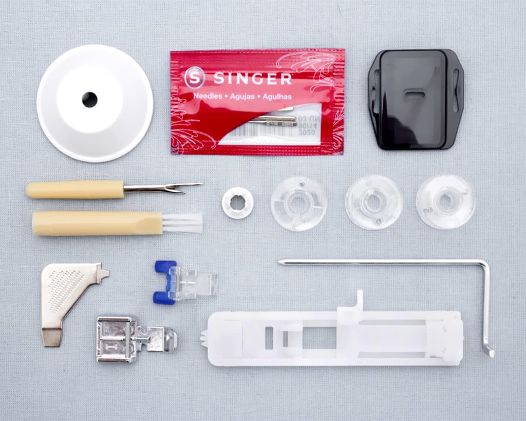 Электромеханическая швейная машина Singer Simple 3221 - фото №8