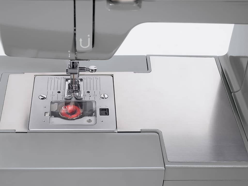 Электромеханическая швейная машина Singer Heavy Duty 4423 - фото №2