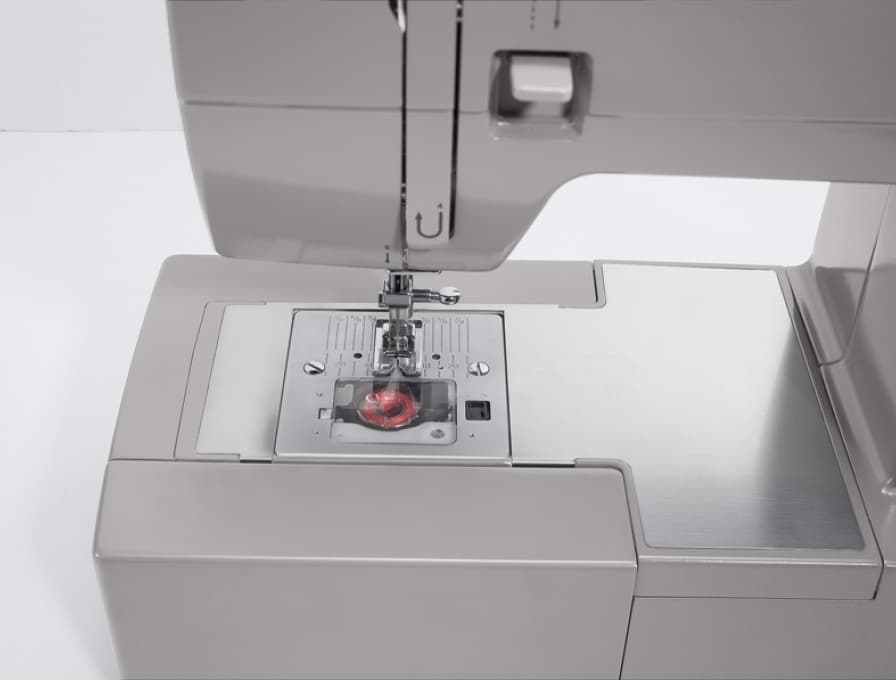 Электромеханическая швейная машина Singer Heavy Duty 4432 - фото №6