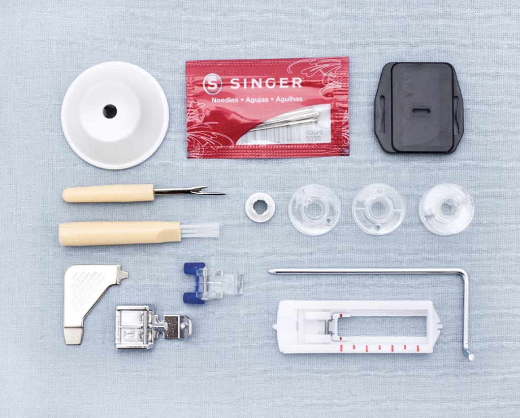 Электромеханическая швейная машина Singer Studio 12 - фото №7